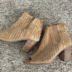 Women's Toms Open-Toe Suede Booties